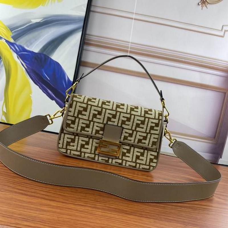 Fendi Handbags 5